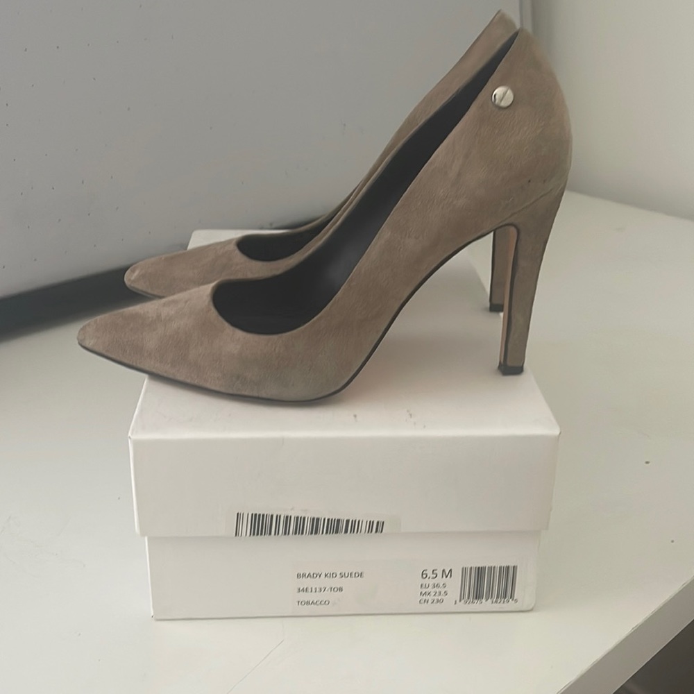 Calvin Klein suede pumps womens 6.5